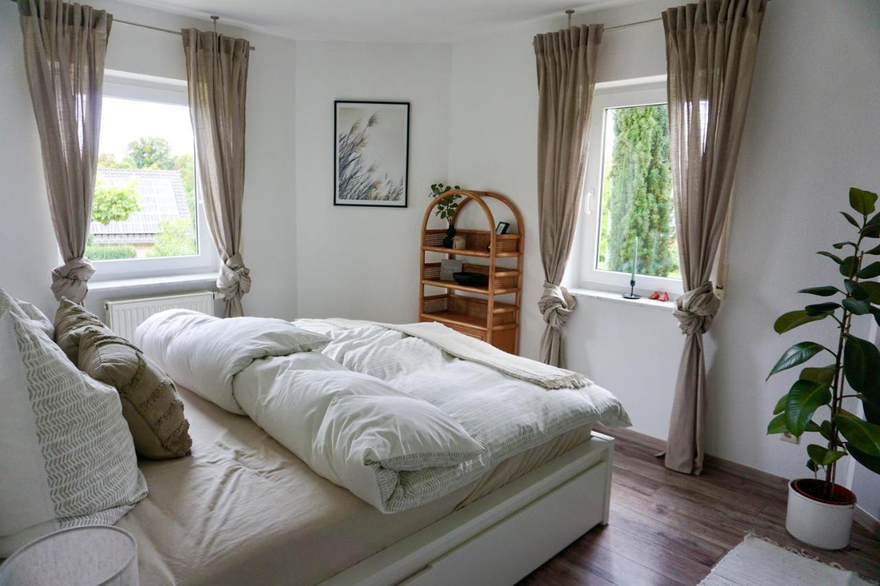 Schoene Wohnung Mit Terrasse & Blick Ins Gruene Dormettingen Kültér fotó