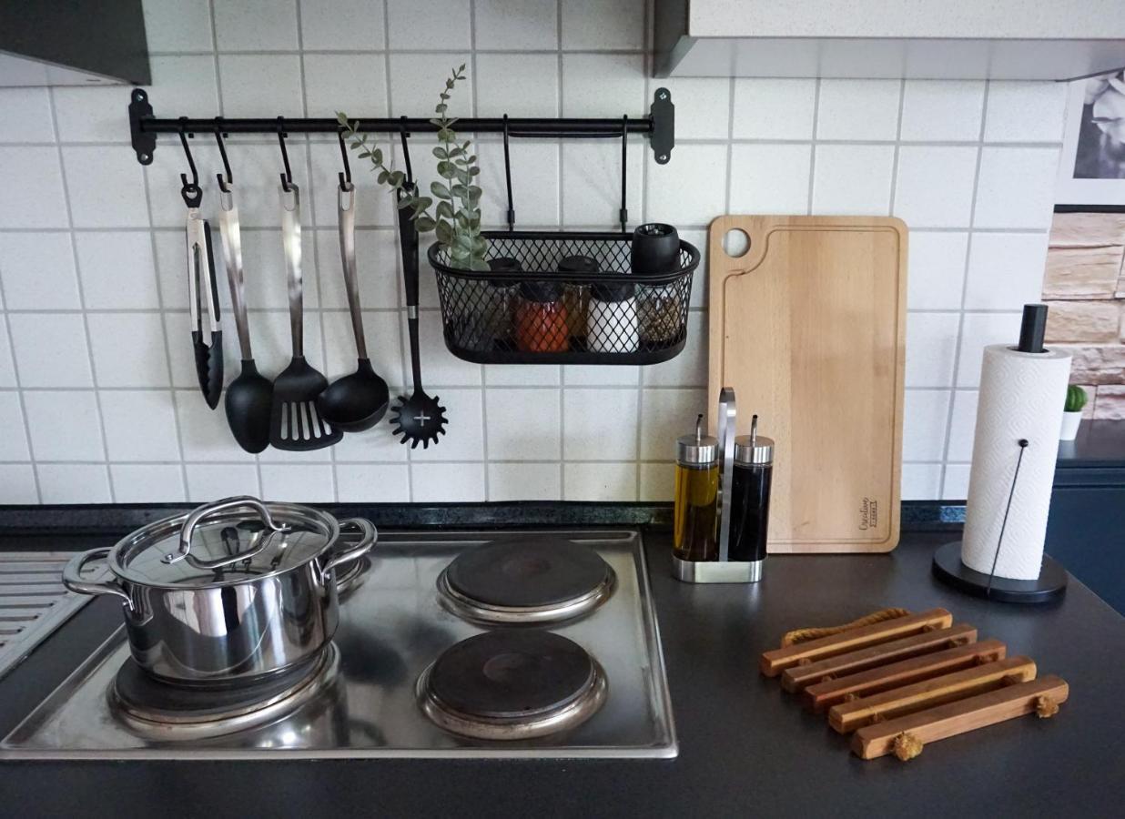 Schoene Wohnung Mit Terrasse & Blick Ins Gruene Dormettingen Kültér fotó