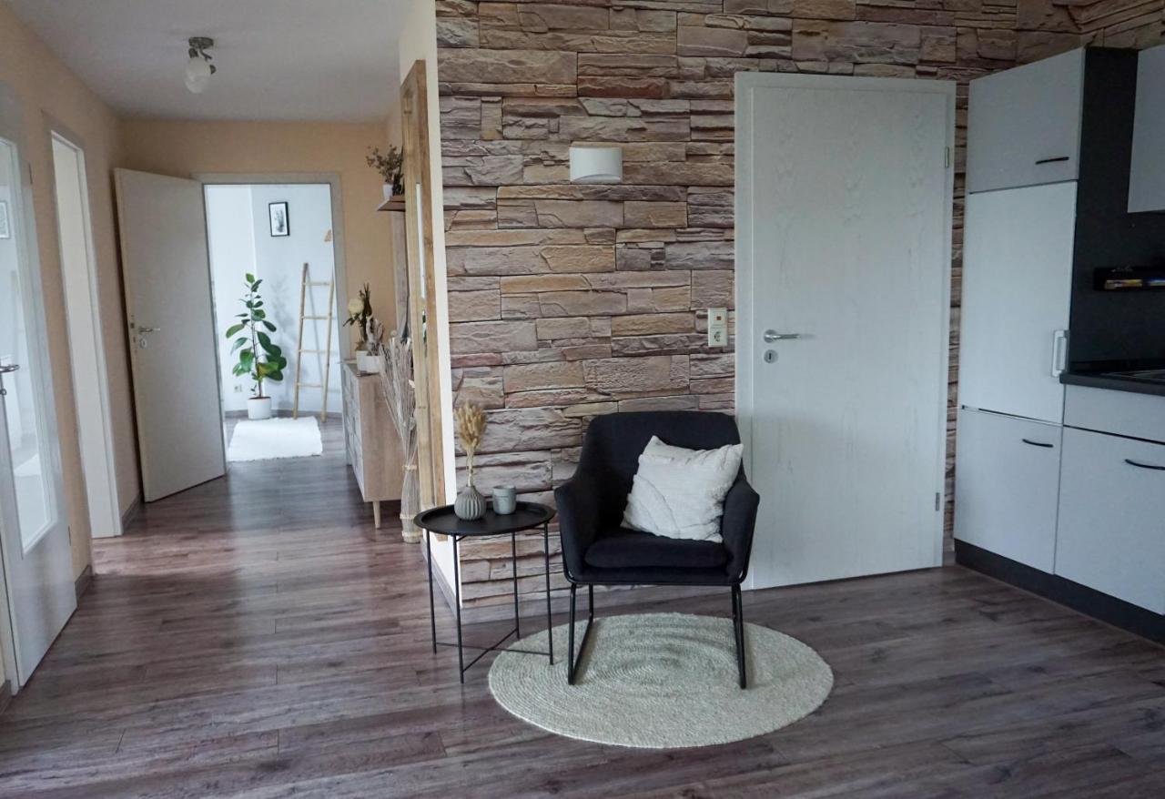 Schoene Wohnung Mit Terrasse & Blick Ins Gruene Dormettingen Kültér fotó