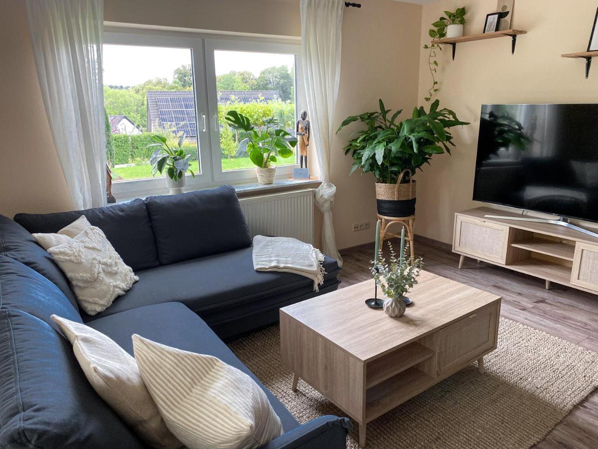 Schoene Wohnung Mit Terrasse & Blick Ins Gruene Dormettingen Kültér fotó